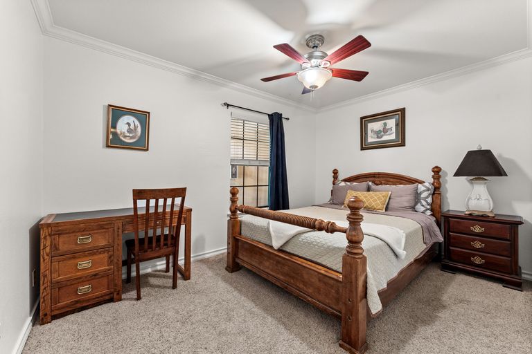13-web-or-mls-407-e-45th-st-109-14.jpg