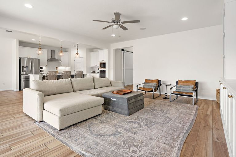 13-web-or-mls-5116-anaheim-ave-kcp-050725---172.jpg