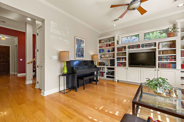 13-web-or-mls-5607-clay-ave-a-kcp-032326---152-1774466125.jpg
