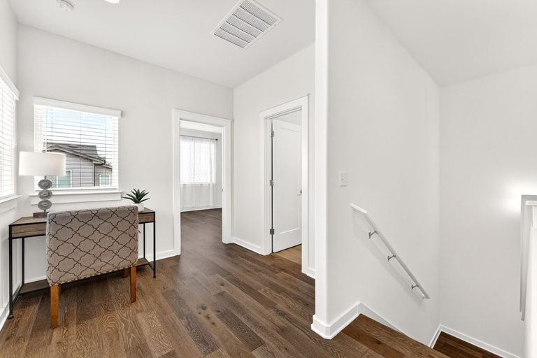 13-web-or-mls-6800-menchaca-rd-13-(13-of-25).jpg