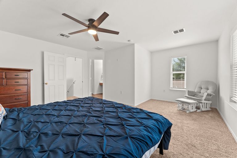 13-web-or-mls-6812-walkup-ln-25.jpg