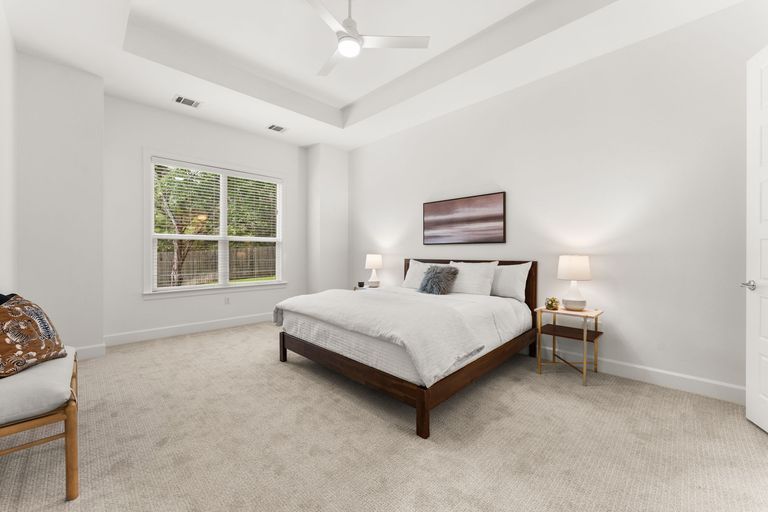 13-web-or-mls-900-lipan-trail-22.jpg