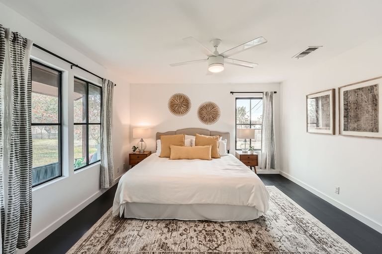 13100-county-line-rd---web-quality---014---20-primary-bedroom.jpg