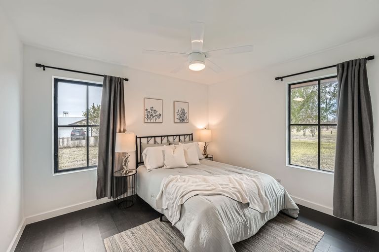 13100-county-line-rd---web-quality---017---24-bedroom.jpg