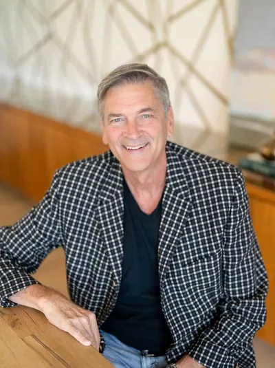 Robert (Bob) Kenney