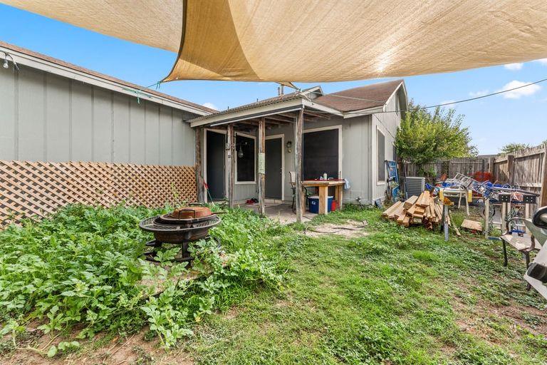 14-custom-12310-alderbrook-dr-(11-of-25).jpg
