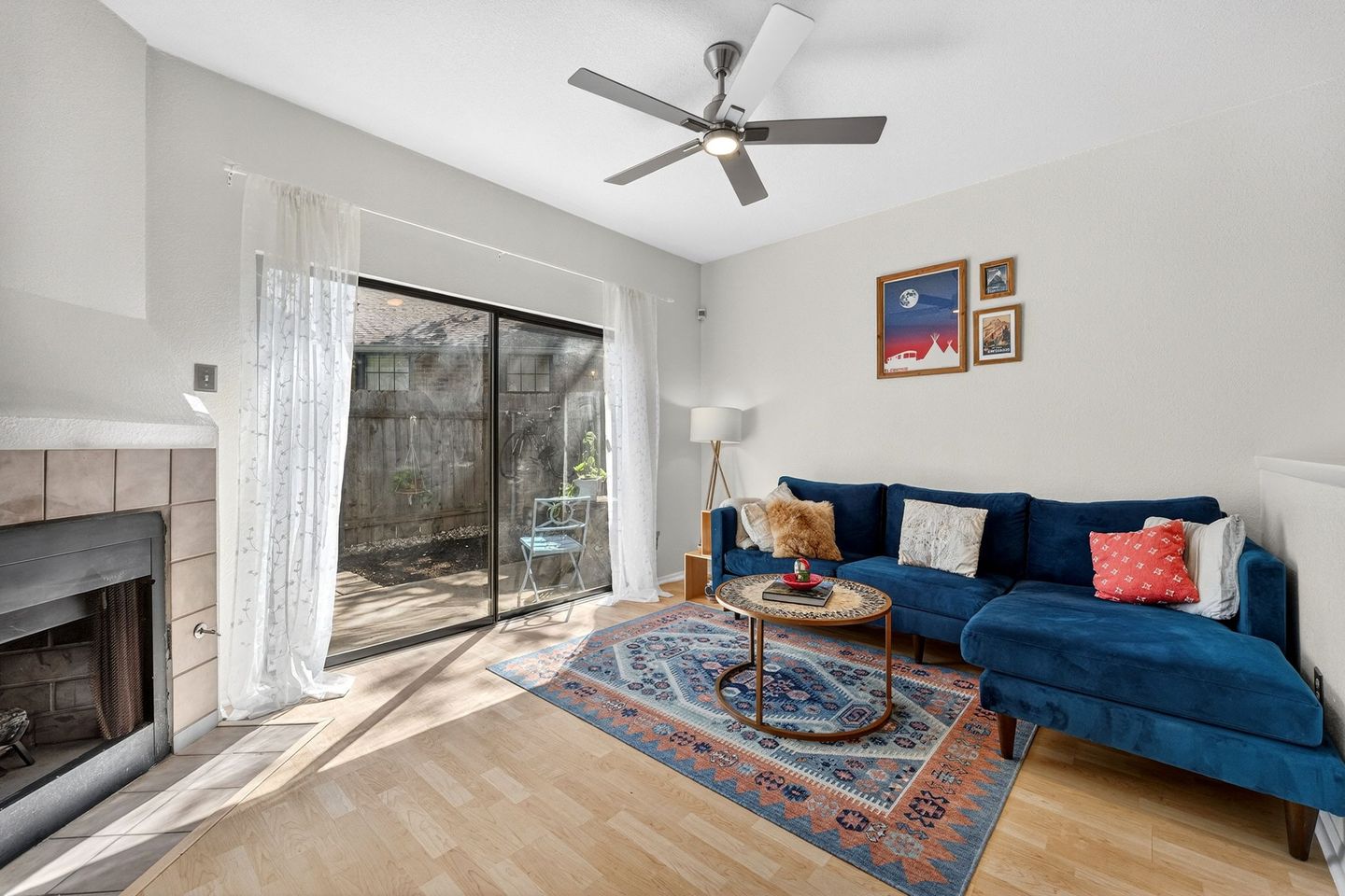14-web-or-mls-1411-gracy-farms-ln-118-(14-of-27).jpg