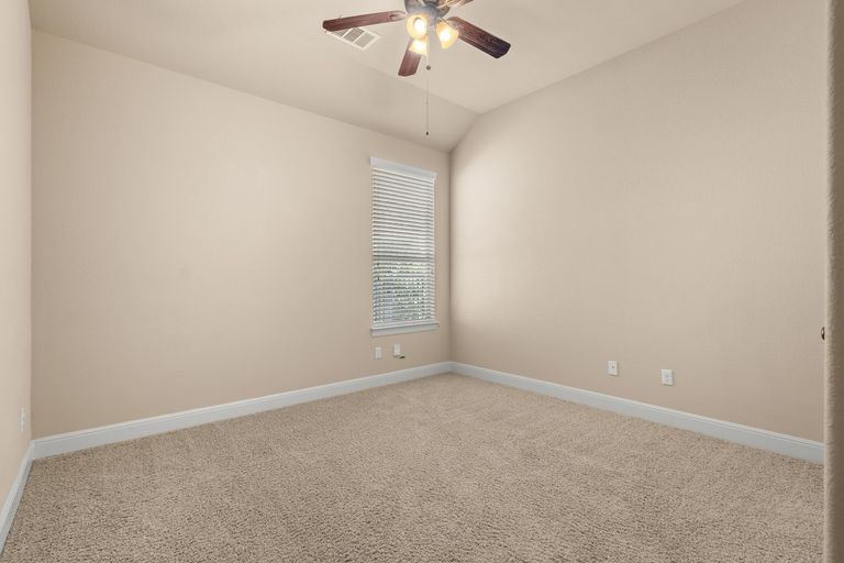 14-web-or-mls-17609-wildrye-dr-(14-of-46).jpg