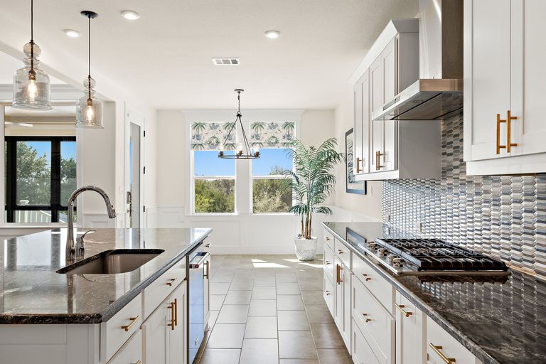 14-web-or-mls-218-encanto-pl-kcp-101525---203-1761160568.jpg