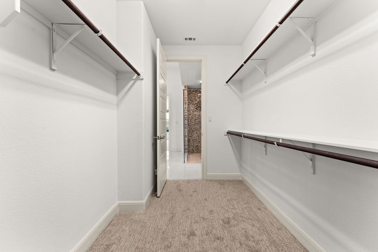 14-web-or-mls-4900-fiore-trail-24-1725474395.jpg
