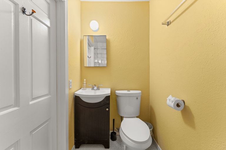 14-web-or-mls-5006-heflin-ln-10.jpg