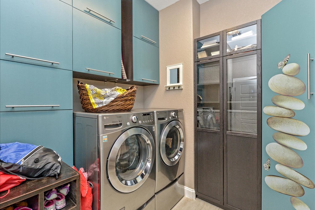15-015_laundry-room.jpg
