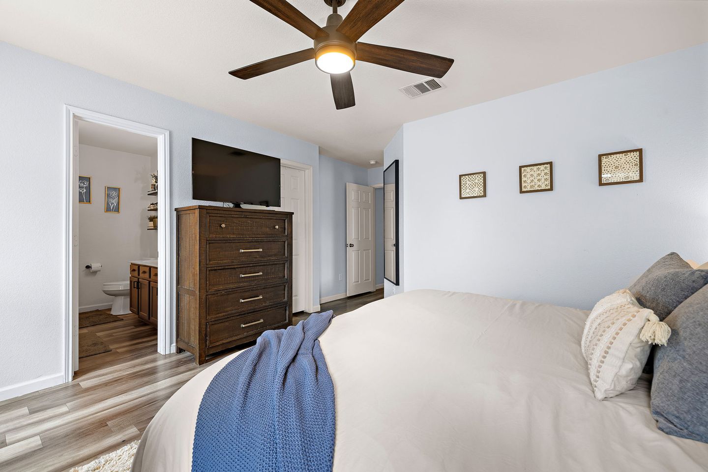 15-web-or-mls-1065-canada-wild-dr-kcp-042226---25.jpg