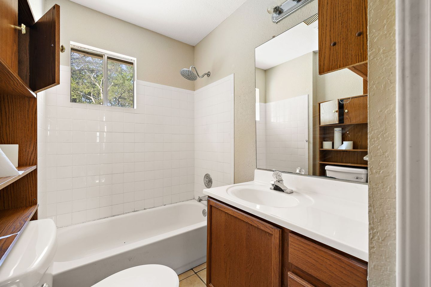 15-web-or-mls-1209-doris-ln-kcp-092524---16.jpg