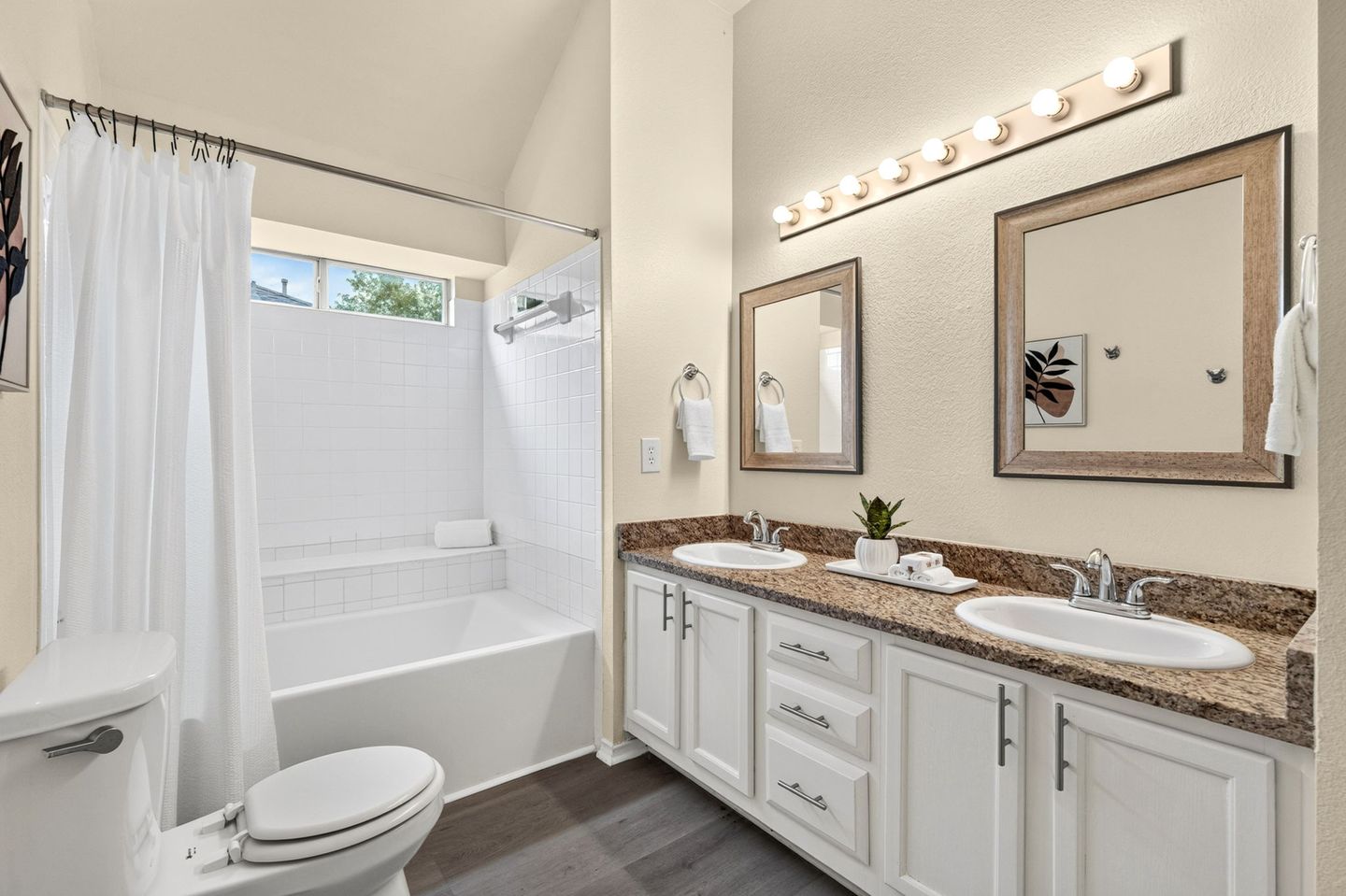 15-web-or-mls-1604-southwestern-trail-(16-of-25).jpg