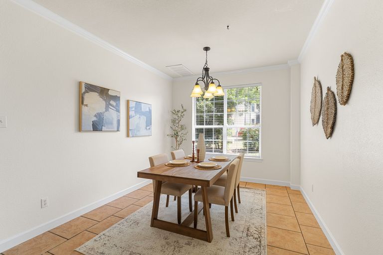 15-web-or-mls-16801-stockton-dr.jpg