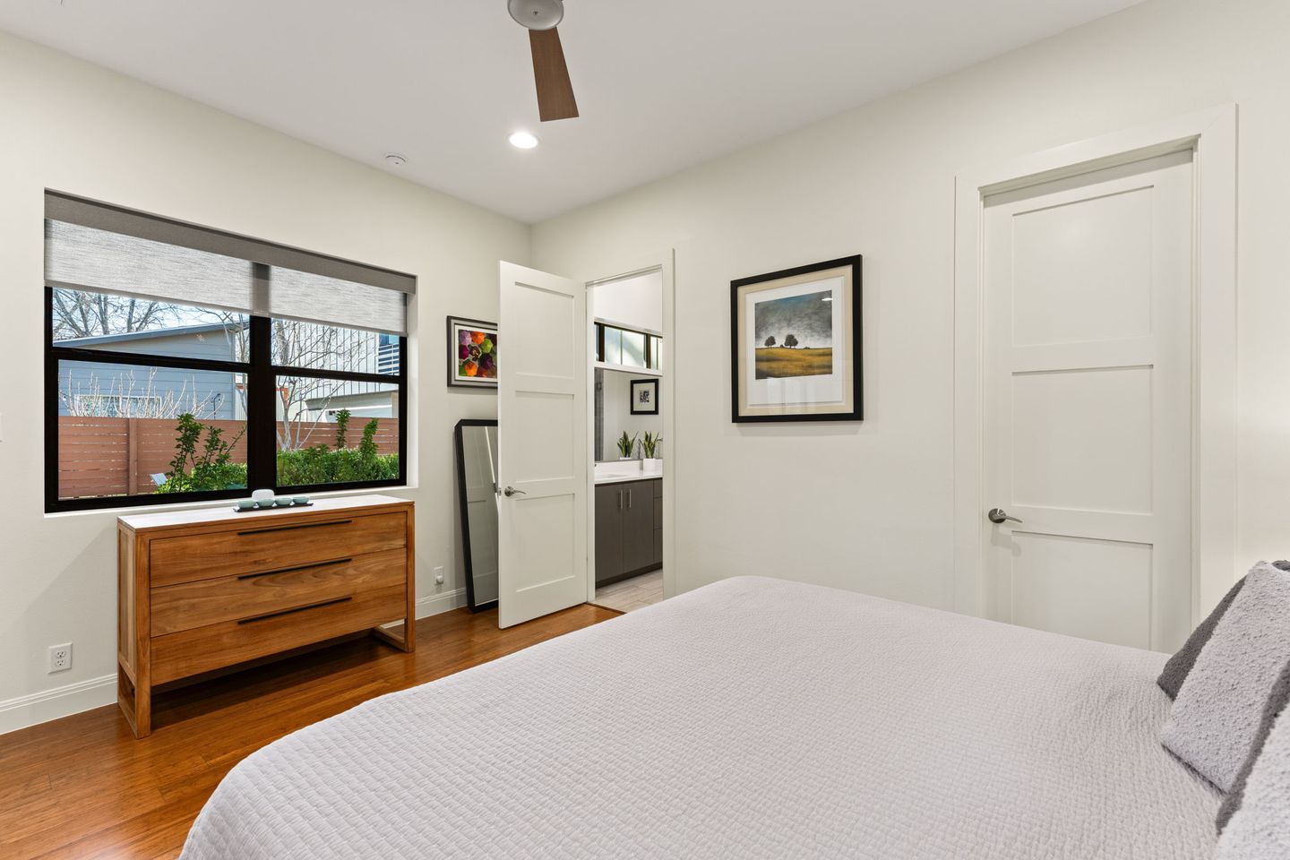 15-web-or-mls-1706-canterbury-st-(15-of-37).jpg