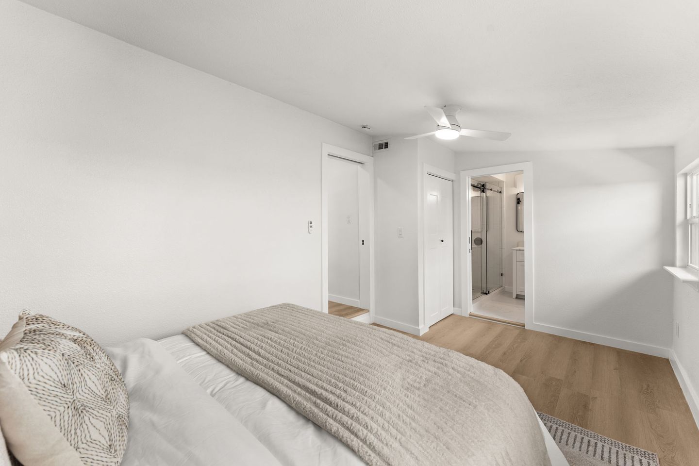 15-web-or-mls-1708-adina-st-13.jpg