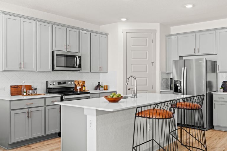 15-web-or-mls-221-indian-shoal-dr.jpg