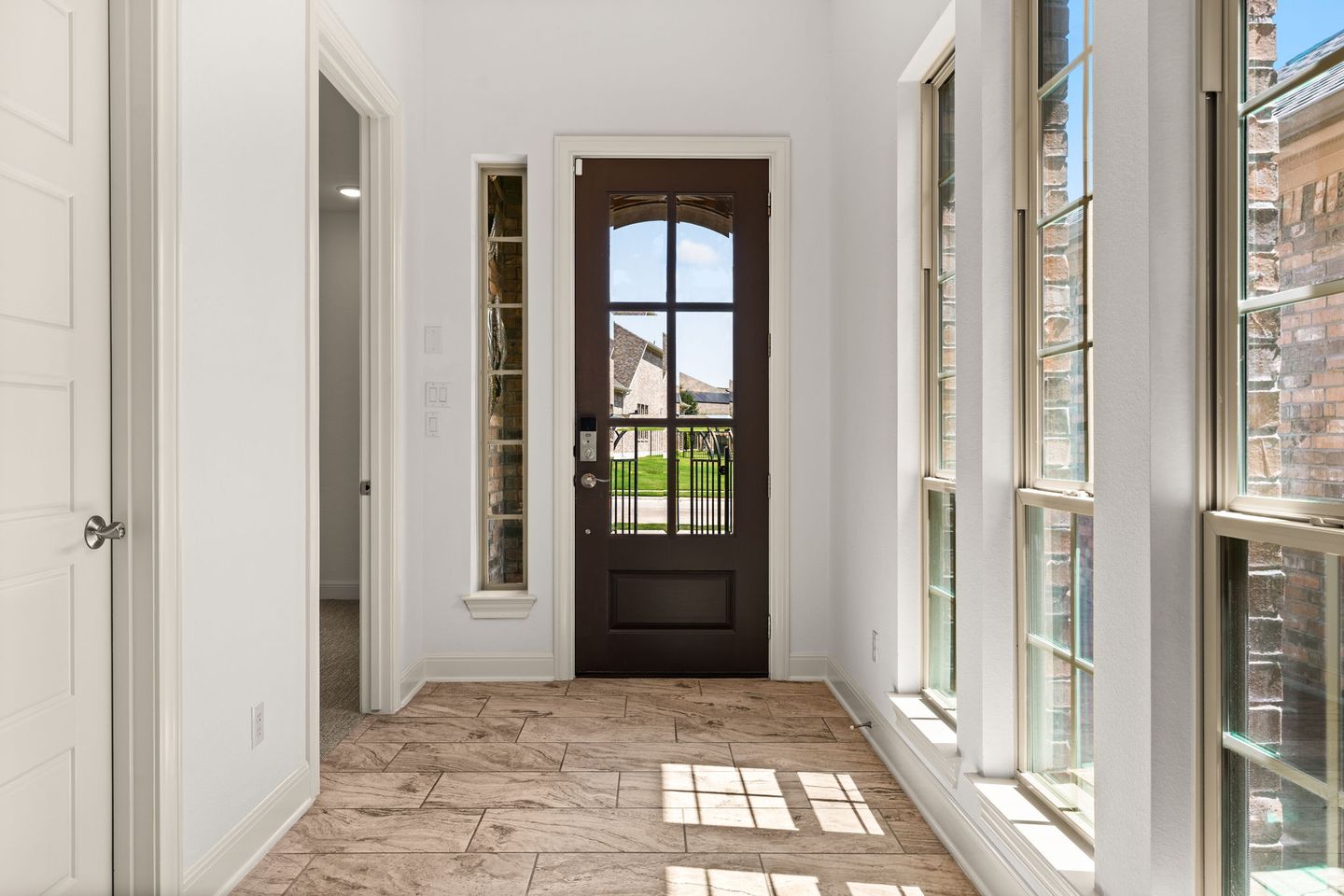 15-web-or-mls-4900-fiore-trail-10-1725474396.jpg