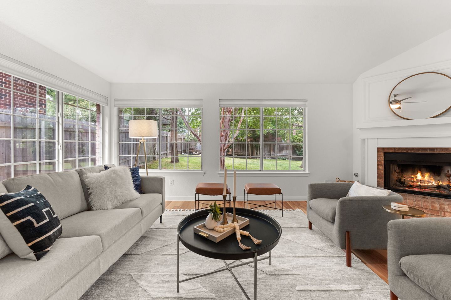 15-web-or-mls-5900-savin-hill-ct-22.jpg