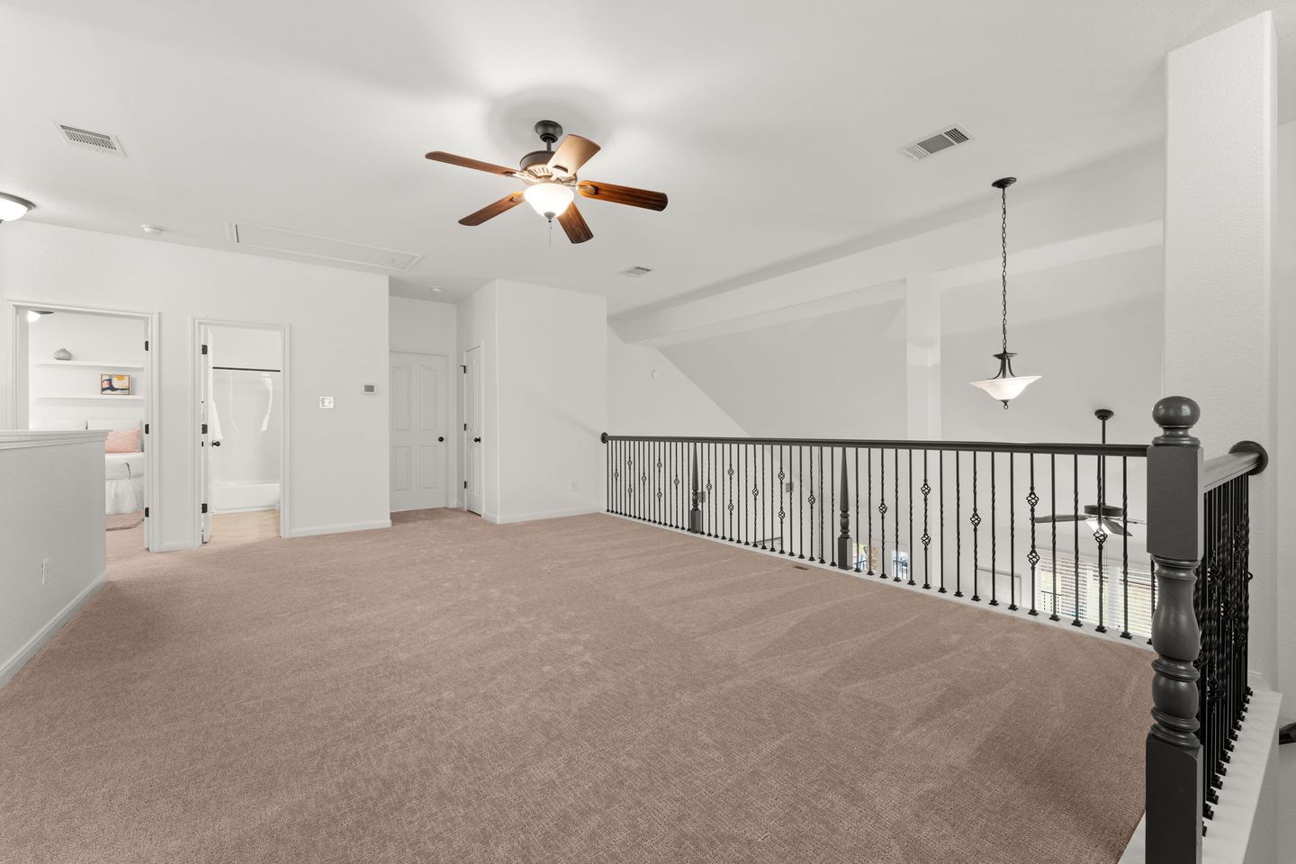 15-web-or-mls-8300-alophia-dr-24.jpg