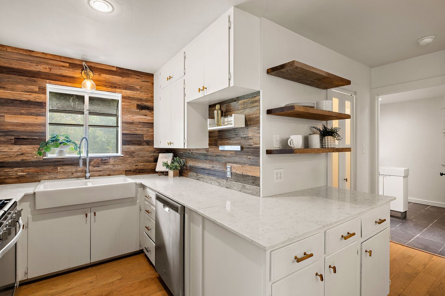 15-web-or-mls-8508-contour-dr-kcp-071726---109.jpg