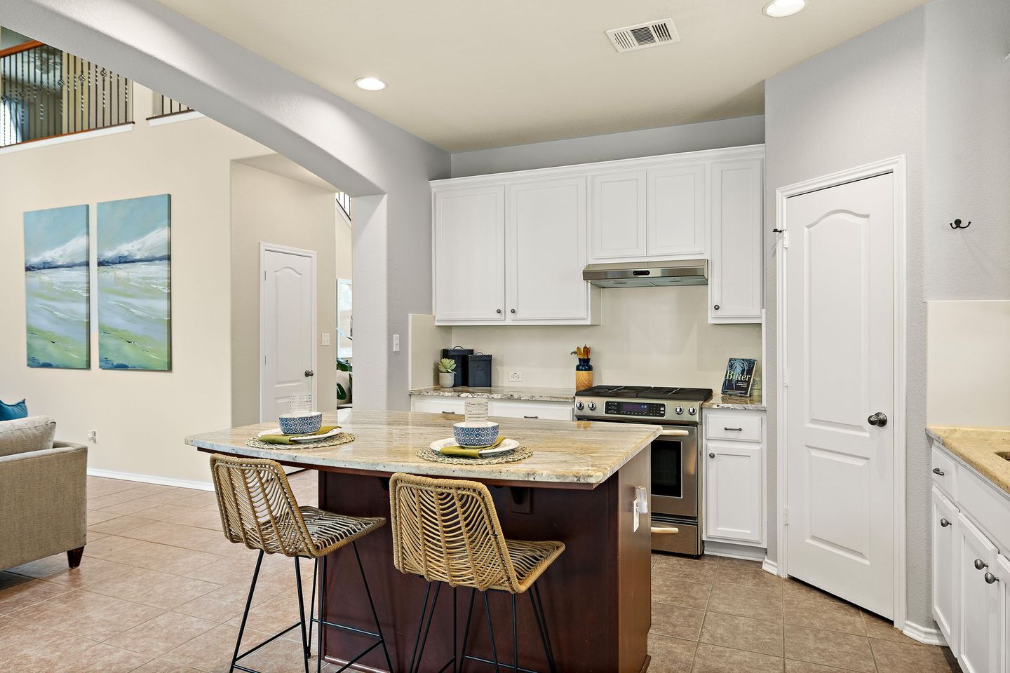 15-web-or-mls-8706-fenton-dr-kcp-071525---155.jpg