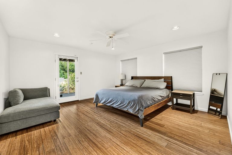 16-web-or-mls-1800-w-10th-st-(16-of-34).jpg