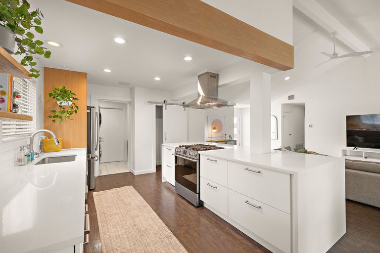 16-web-or-mls-2709-jorwoods-dr-kcp-070825---146.jpg