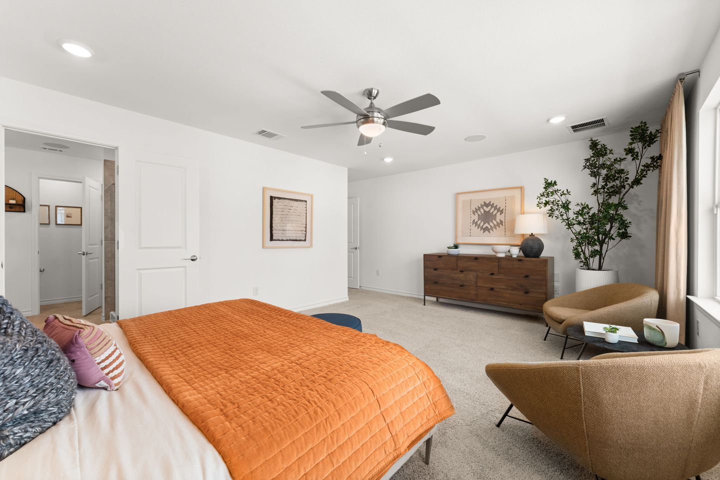 16-web-or-mls-2918-tavern-dr-(14-of-50)-1724364769.jpg