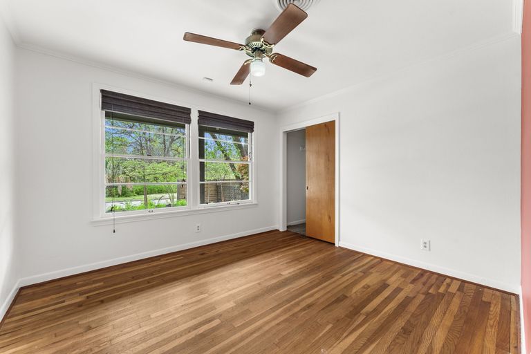 16-web-or-mls-4330-parkwood-rd-18.jpg