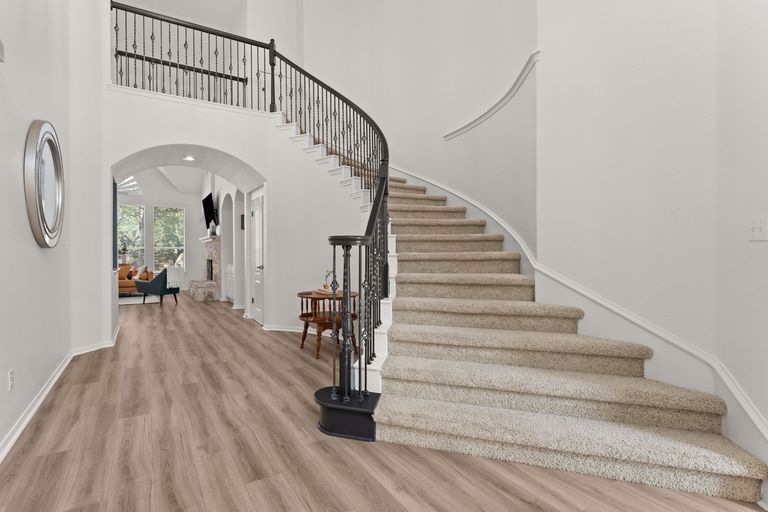16-web-or-mls-6808-magenta-ln-(8-of-31).jpg