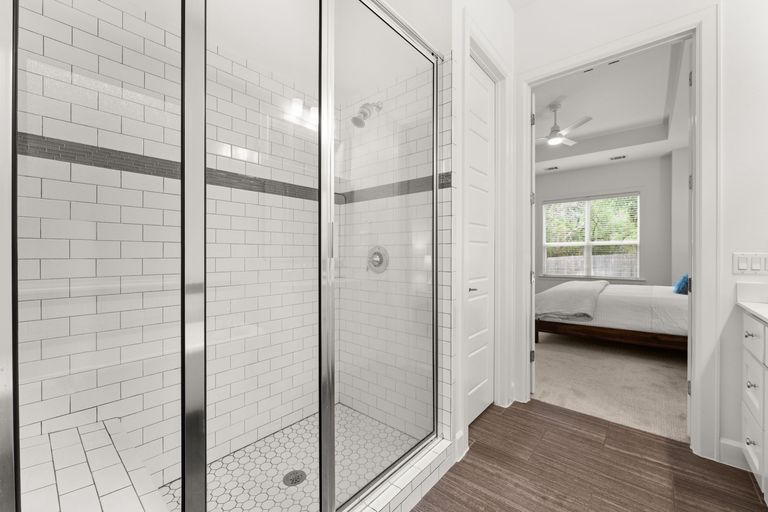16-web-or-mls-900-lipan-trail-25.jpg