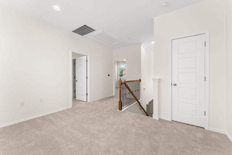 16-web-or-mls-9528-hunter-ln-20-1746648469.jpg
