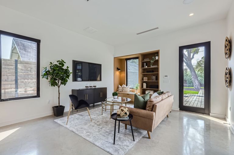 1610-hether-st---web-quality---005---05-living-room.jpg