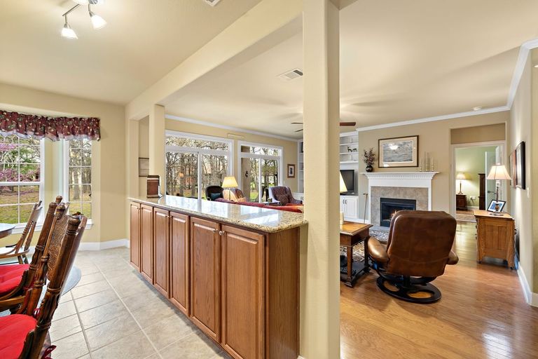 17-custom-718-breezeway-ln-kcp-032124---135.jpg