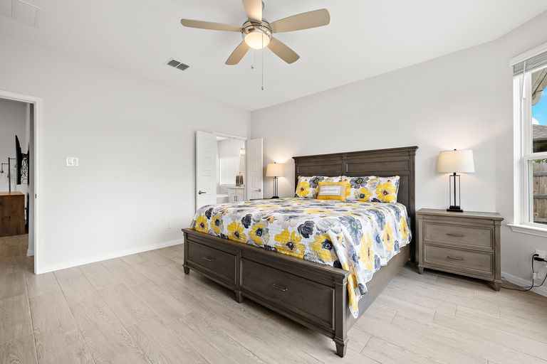 17-web-or-mls-16713-elsinore-ln-kcp-070925---76.jpg