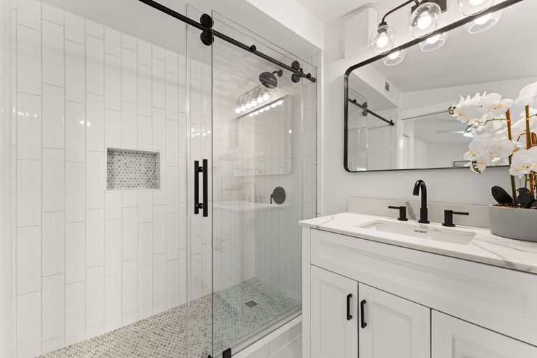 17-web-or-mls-1708-adina-st-15.jpg