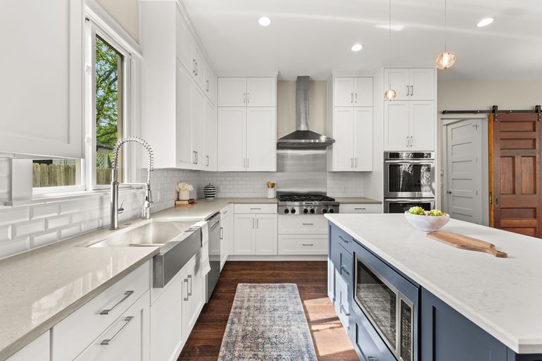 17-web-or-mls-1710-payne-ave-18.jpg