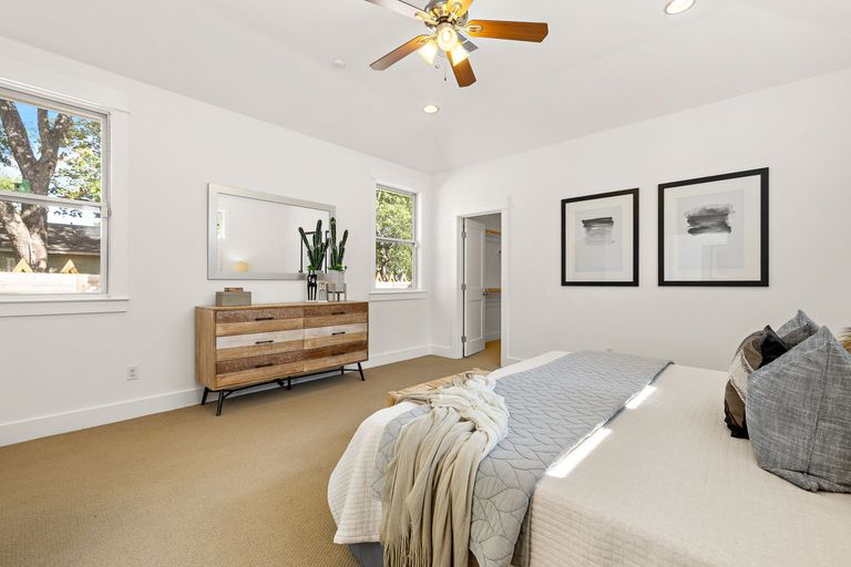 17-web-or-mls-1914-payne-ave-kcp-073025---63.jpg