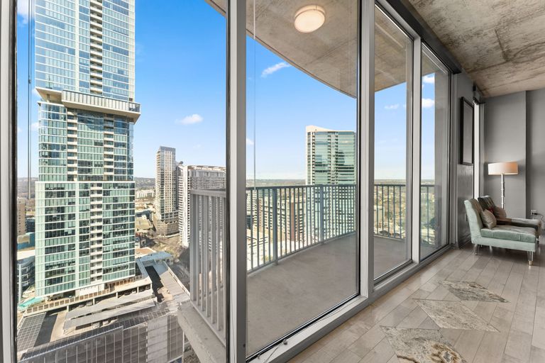 17-web-or-mls-360-nueces-st-2408-(19-of-38).jpg
