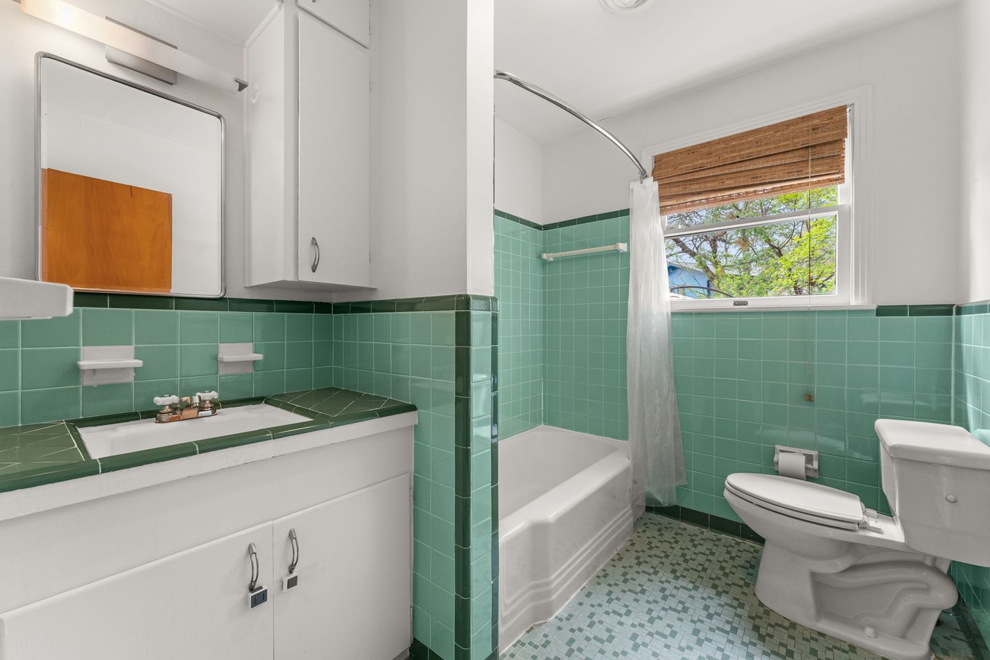 17-web-or-mls-4330-parkwood-rd-20.jpg