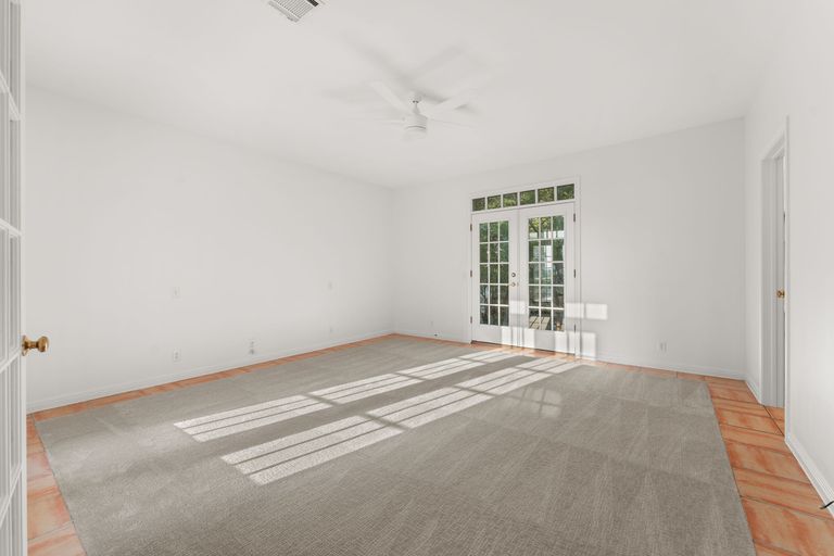 17-web-or-mls-5913-northwest-pl-20-1748297634.jpg