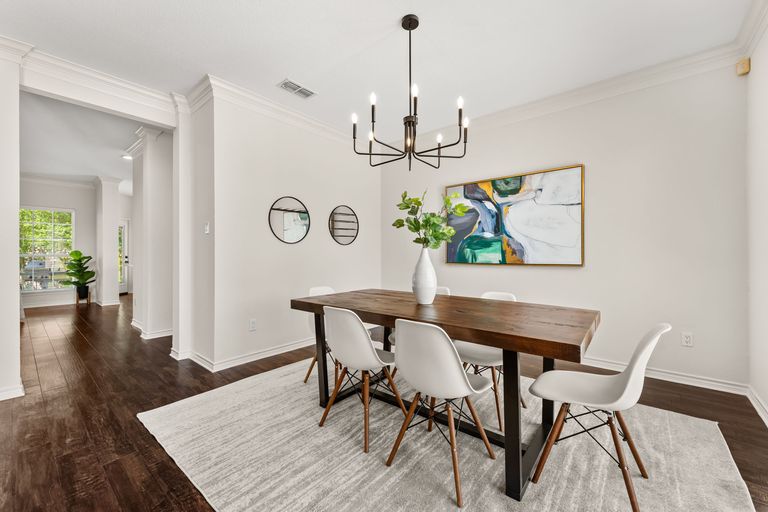 17-web-or-mls-6-dovedale-cove.jpg