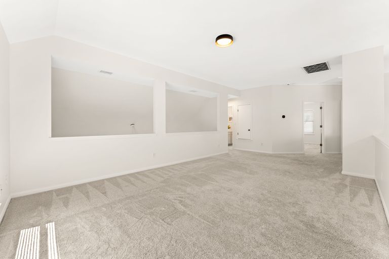 17-web-or-mls-7320-brecourt-manor-way-16-1752786673.jpg