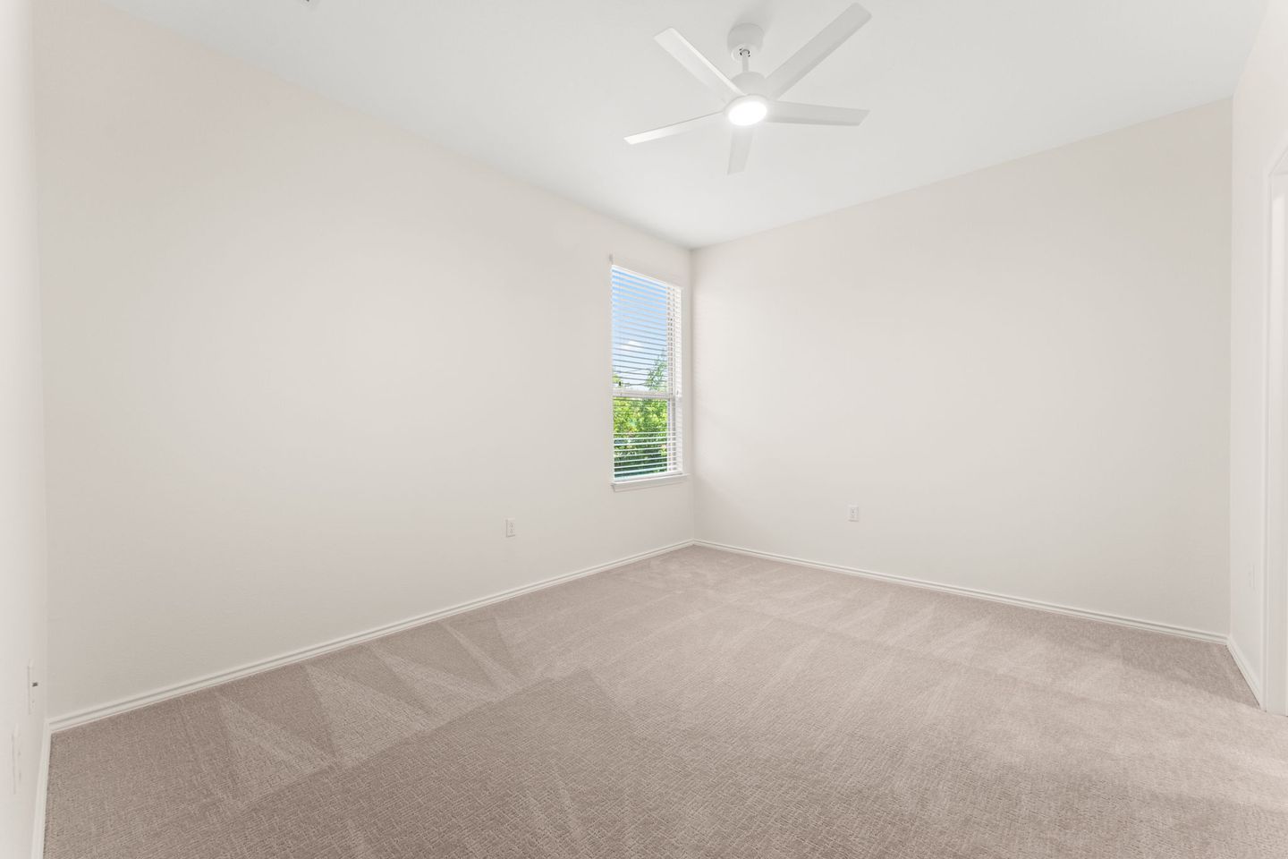 17-web-or-mls-9528-hunter-ln-23-1746648470.jpg