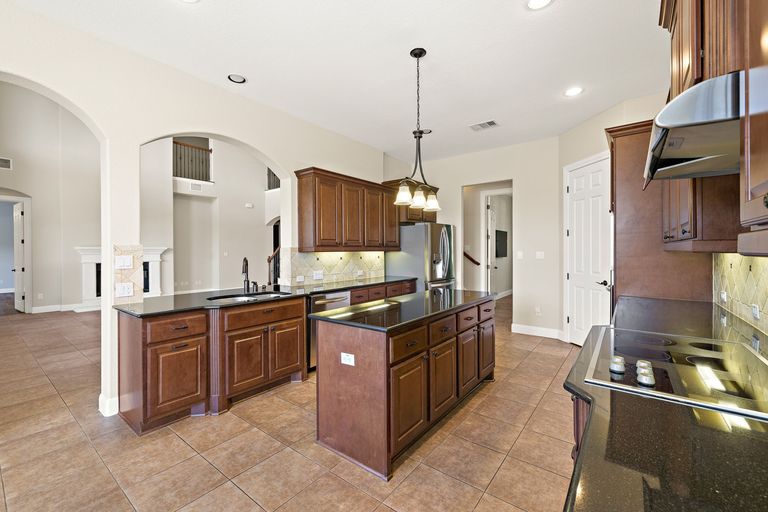 18-web-or-mls-1344-flint-rock-loop-kcp-042125---159.jpg