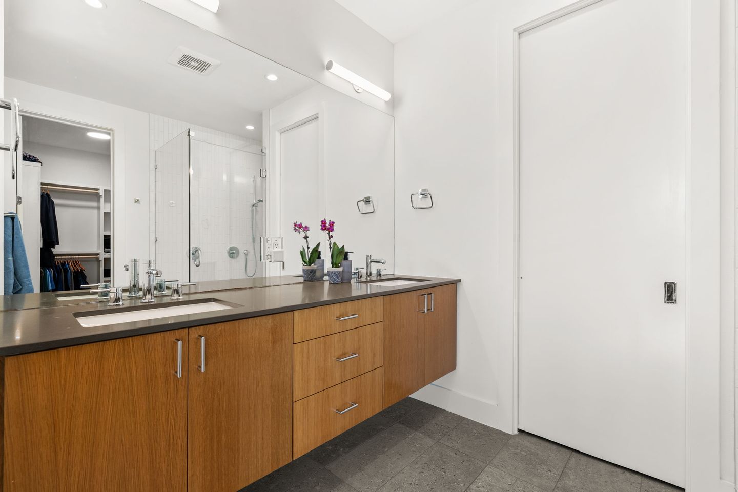 18-web-or-mls-2524-doc-reeves-st-(9-of-30).jpg