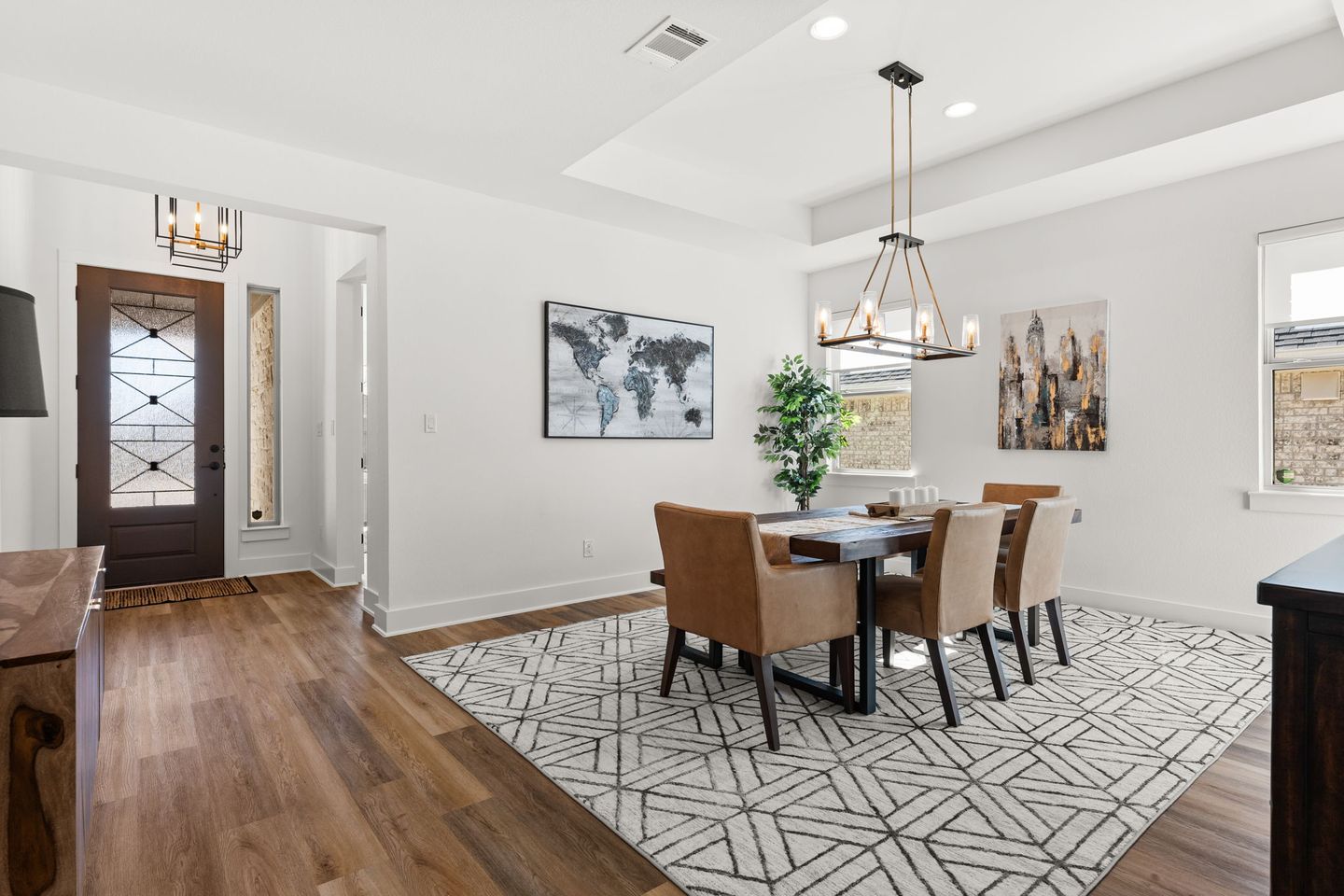 18-web-or-mls-3234-amore-way-(3-of-30).jpg
